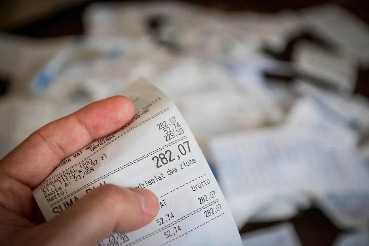 Bollo auto gratuito per over 70 dal 2026 in alcune regioni italiane.